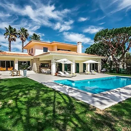 Vale Do Garrao Sleeps 6 With Pool And Air Con Villa Vale do Lobo
