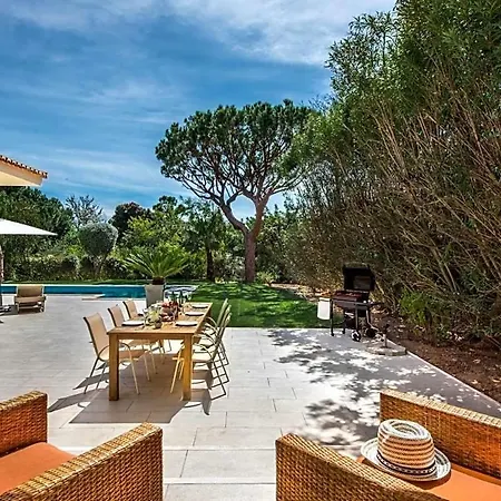 Vale Do Garrao Sleeps 6 With Pool And Air Con Villa *